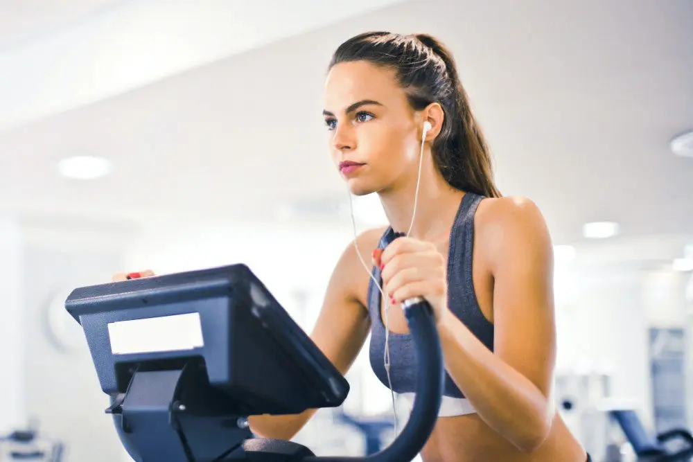 EMSCULPT® Could Help You Get Over Your Fitness Plateau